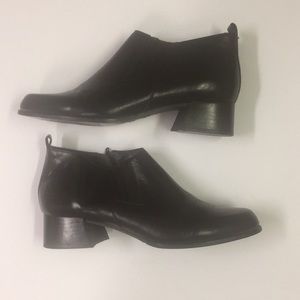Tucker Shoes - Ladies Black Tucker Boots Tucker Shoes - Ladies Black Tucker Boots